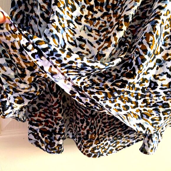 Leopard animal print shell tank size M adjustable spaghetti straps - Picture 5 of 7